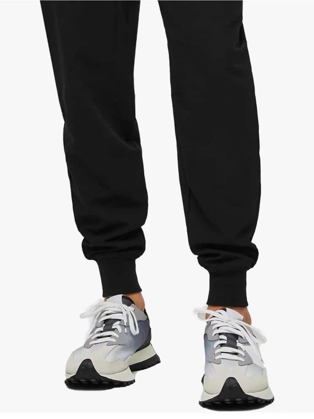 FIGS | “Tansen” Black 5 Pocket Scrub Joggers - Men’s Medium